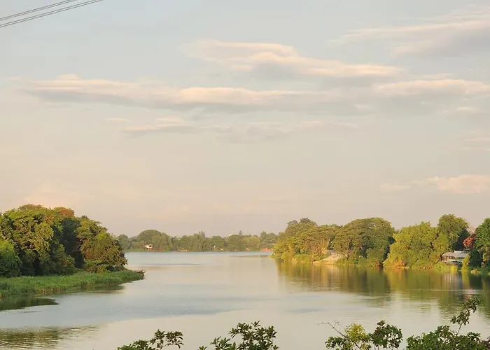 Tara Ratchaburi Ban Bang Kra